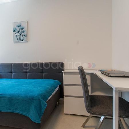 Luxury Sea View Apt Padi Via Mare Makarska Eksteriør bilde