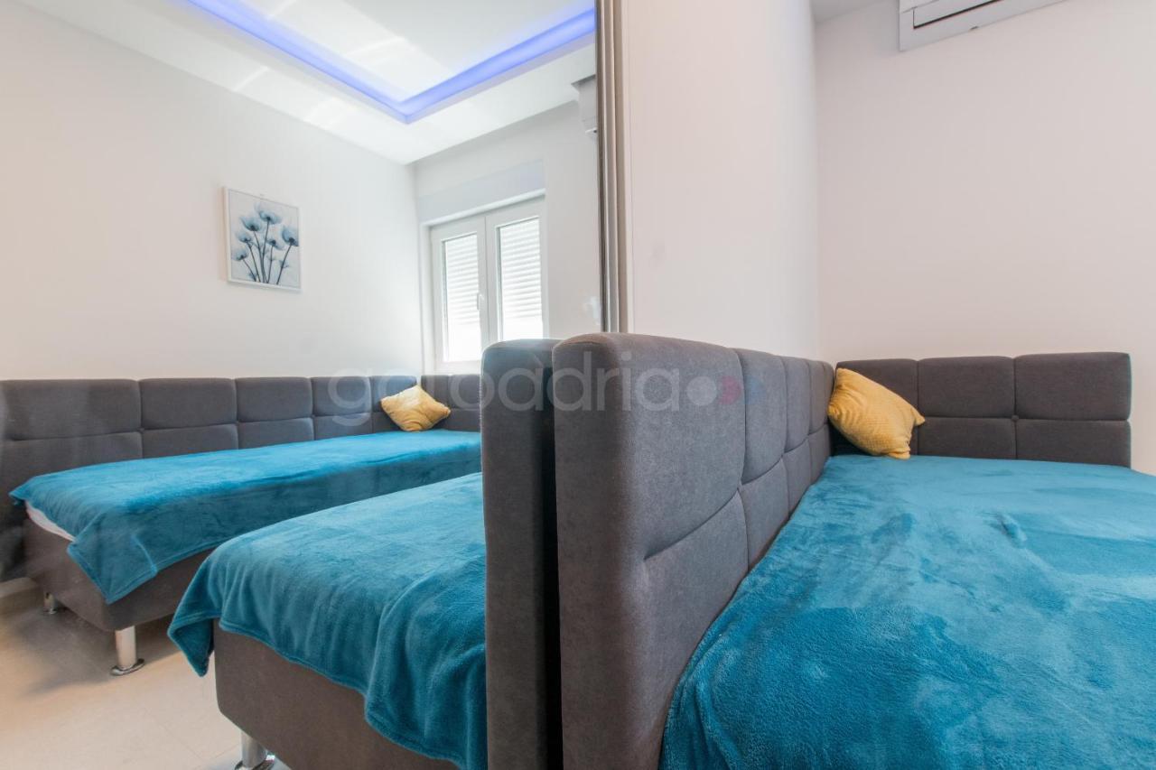 Luxury Sea View Apt Padi Via Mare Makarska Eksteriør bilde