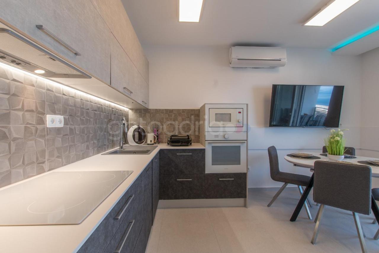 Luxury Sea View Apt Padi Via Mare Makarska Eksteriør bilde