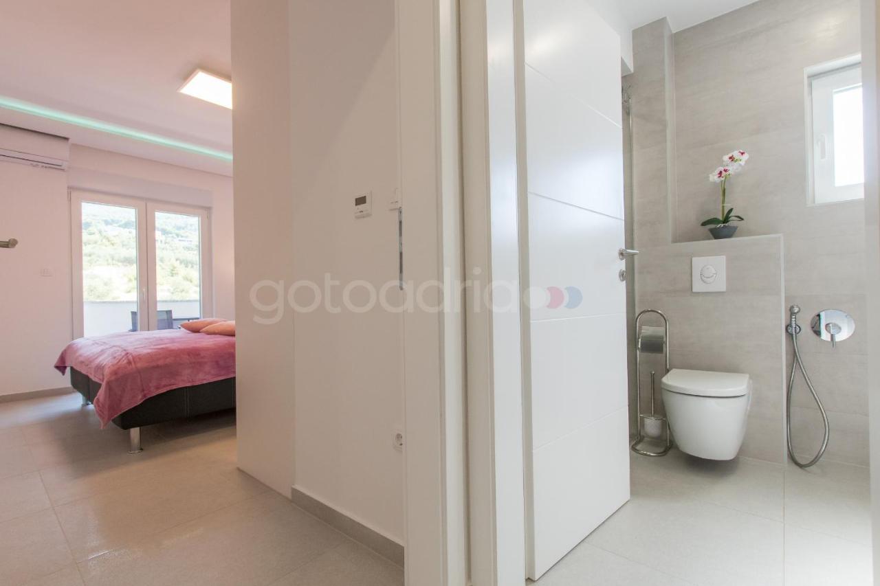 Luxury Sea View Apt Padi Via Mare Makarska Eksteriør bilde