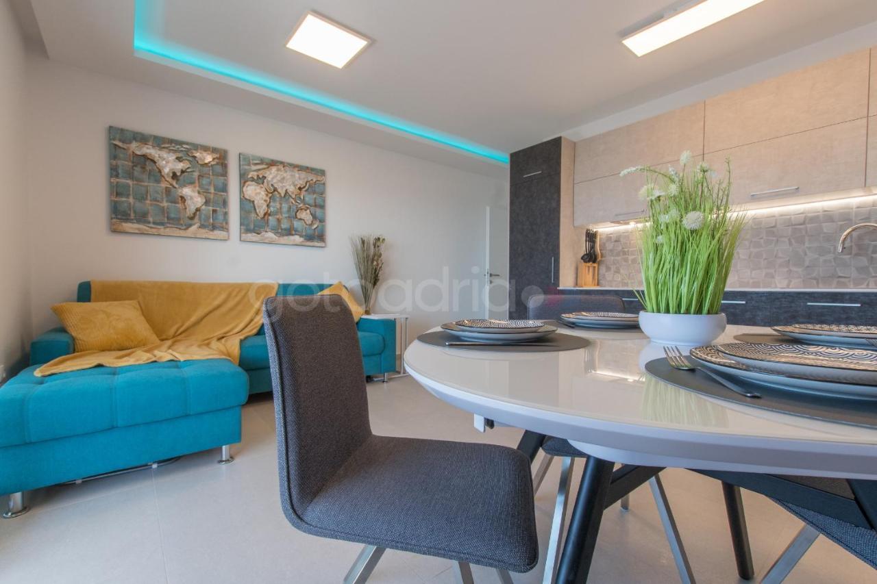 Luxury Sea View Apt Padi Via Mare Makarska Eksteriør bilde