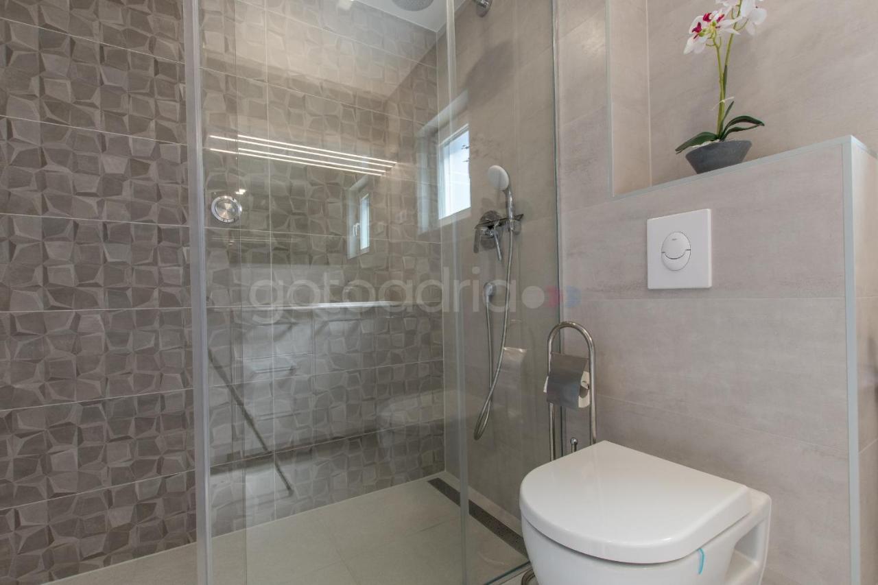 Luxury Sea View Apt Padi Via Mare Makarska Eksteriør bilde